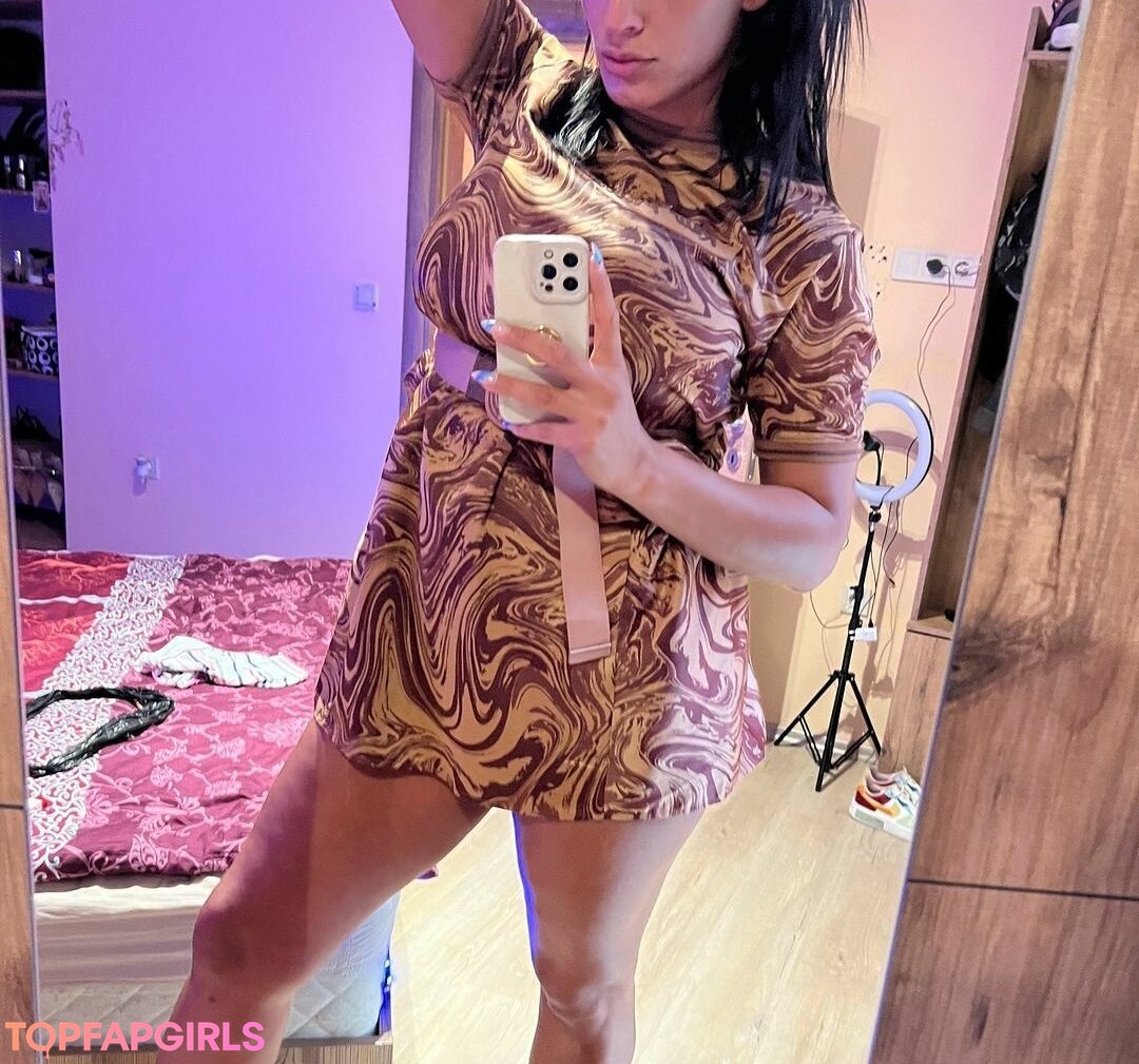 Foto desnuda filtrada de OnlyFans de Giulia Daqna #181