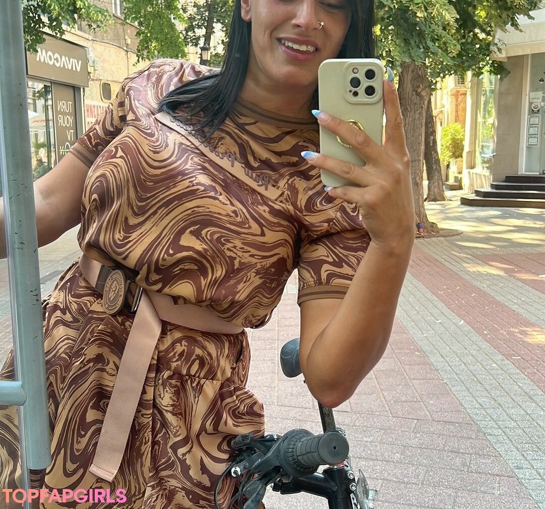 Foto desnuda filtrada de OnlyFans de Giulia Daqna #209