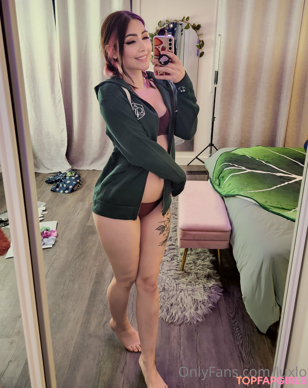 Foto desnuda filtrada de OnlyFans de Luxlo #696