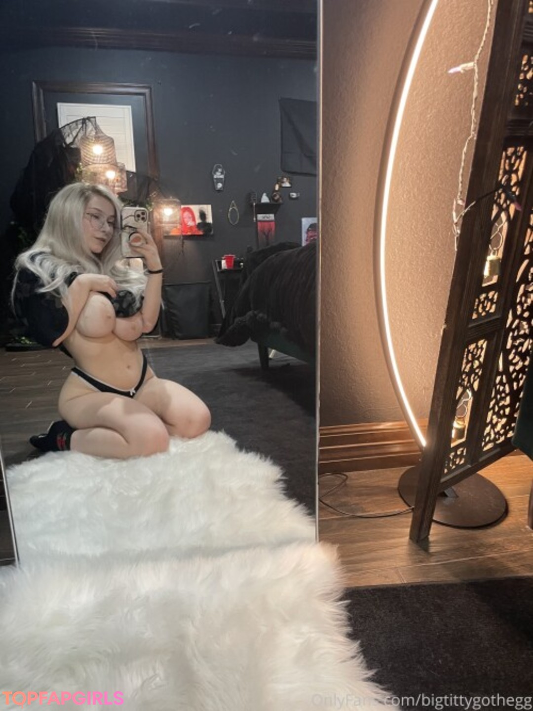 Foto desnuda filtrada de OnlyFans de Bigtittygothegg #362