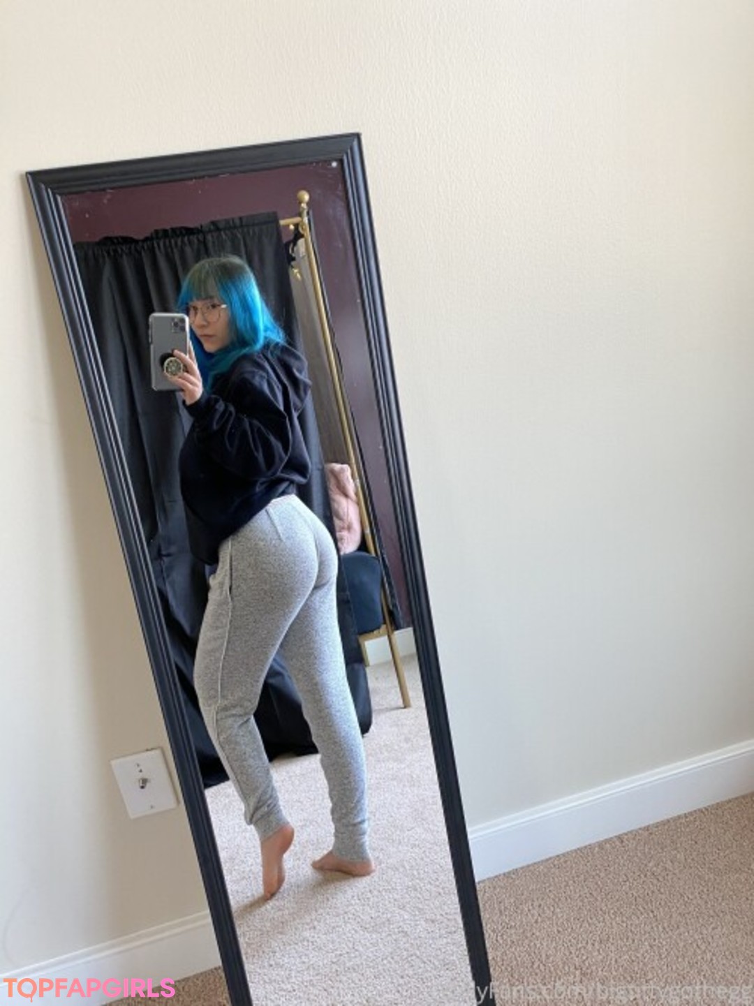 Foto desnuda filtrada de OnlyFans de Bigtittygothegg #400