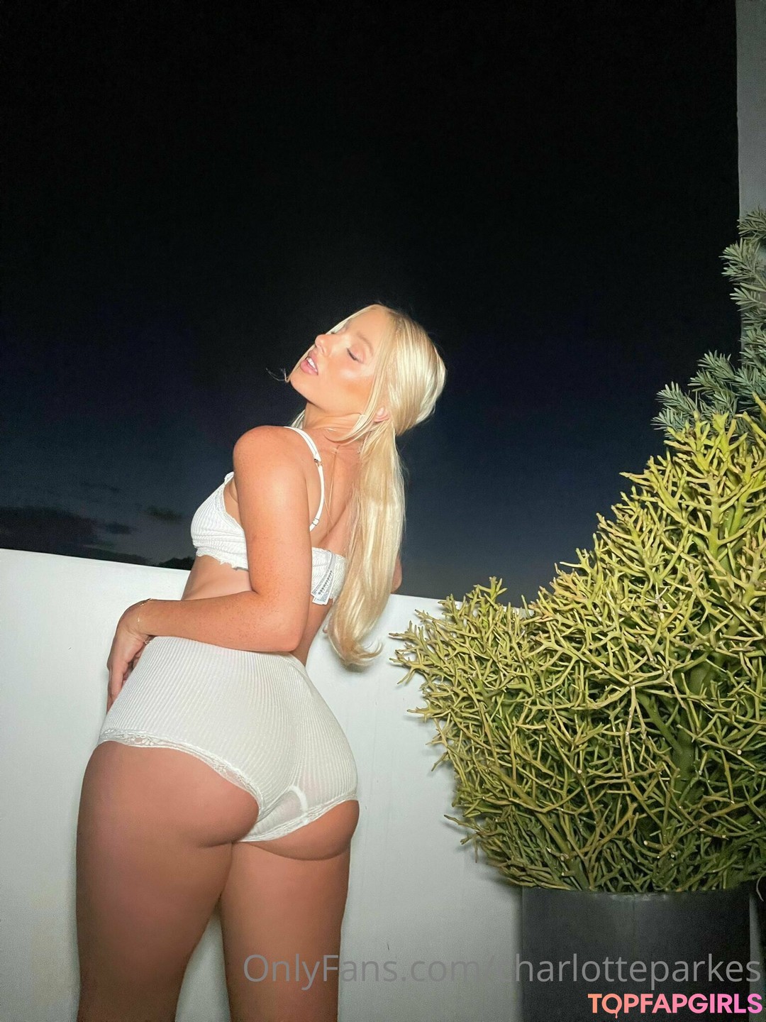 Foto desnuda filtrada de OnlyFans de Charlotte Parkes #107