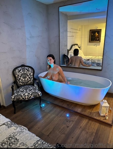 Madalina Loana Filip