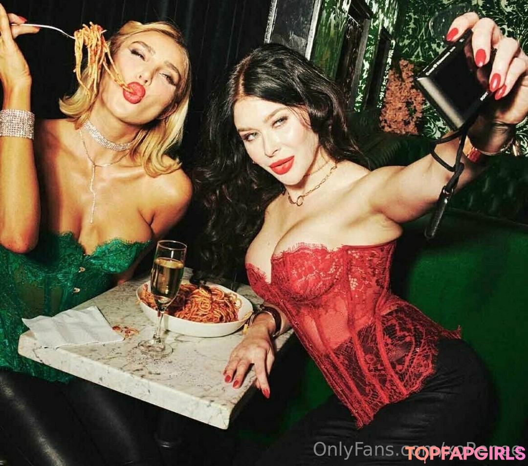 Foto desnuda filtrada de OnlyFans de Renee Olstead #1397