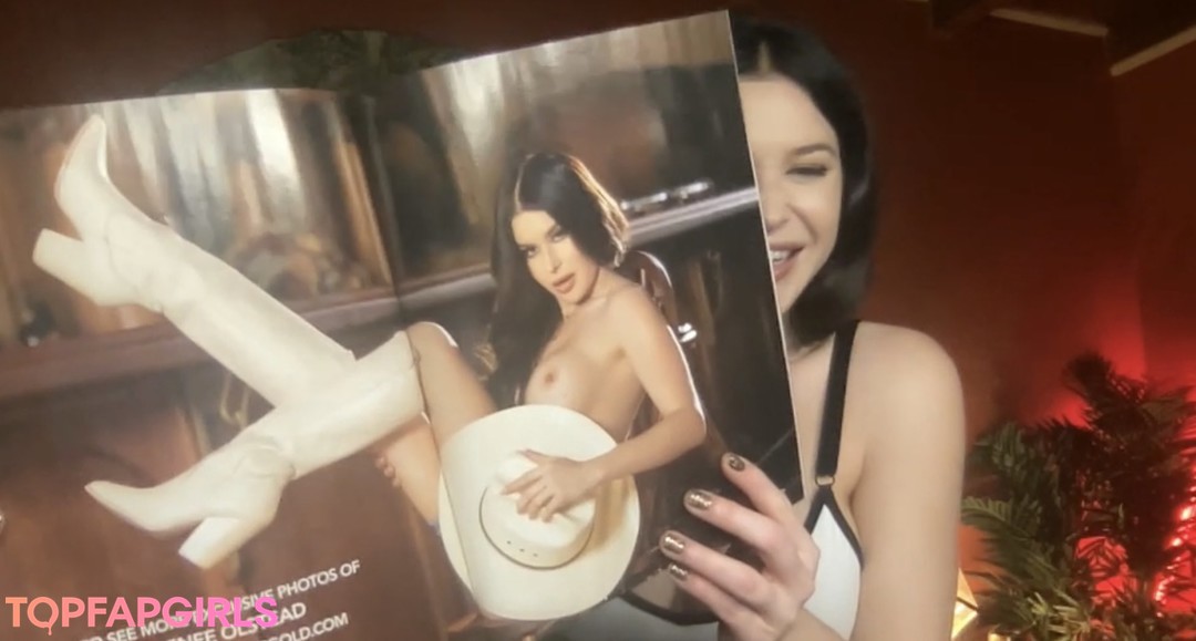 Foto desnuda filtrada de OnlyFans de Renee Olstead #373