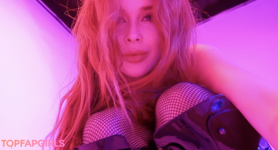 Foto desnuda filtrada de OnlyFans de Renee Olstead #693