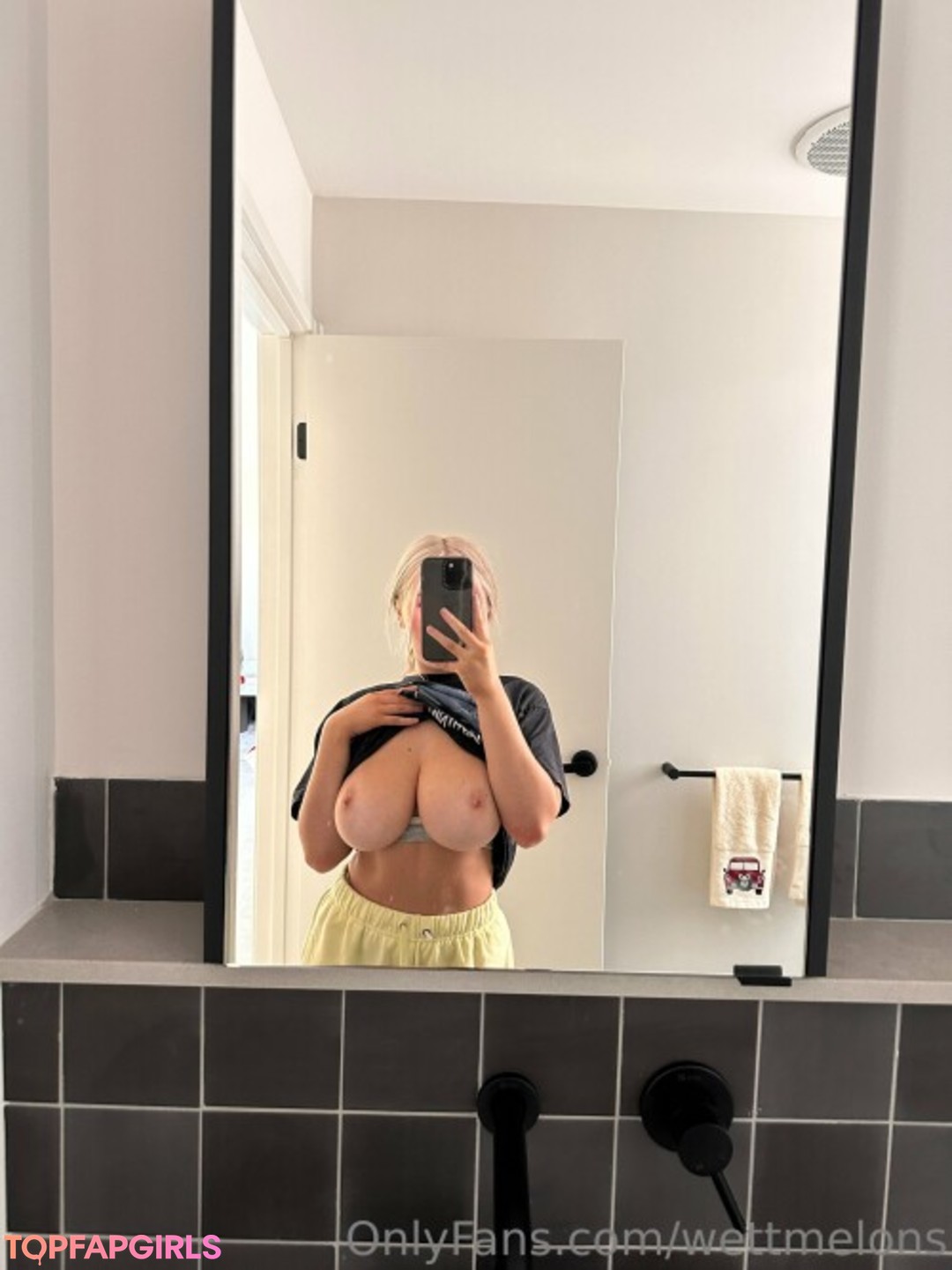 Foto desnuda filtrada de OnlyFans de Wettmelons #237