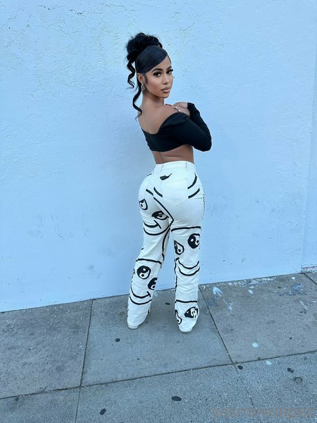 Yasmine Lopez