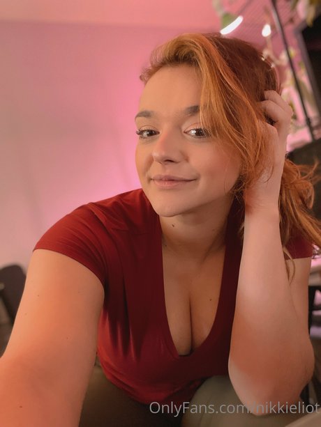 Nikki Eliot