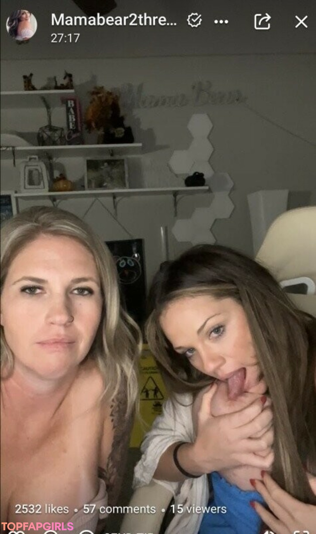 Foto desnuda filtrada de OnlyFans de Mamabear2threecubs #122