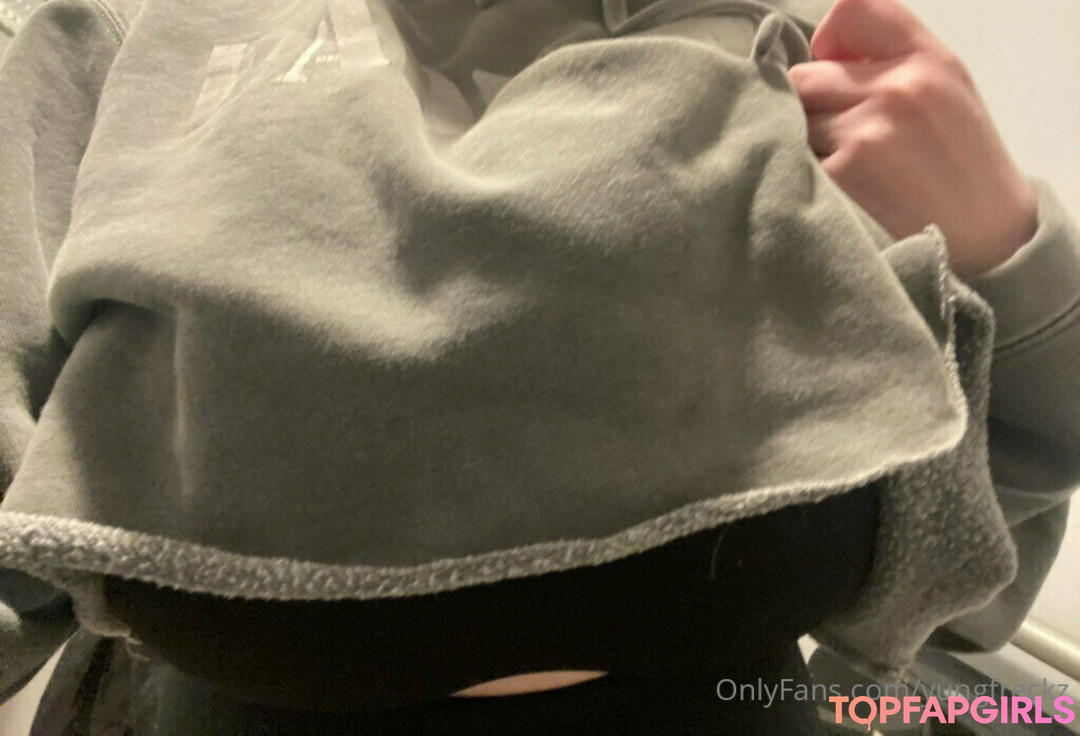 Foto desnuda filtrada de OnlyFans de Yungfreckz #704