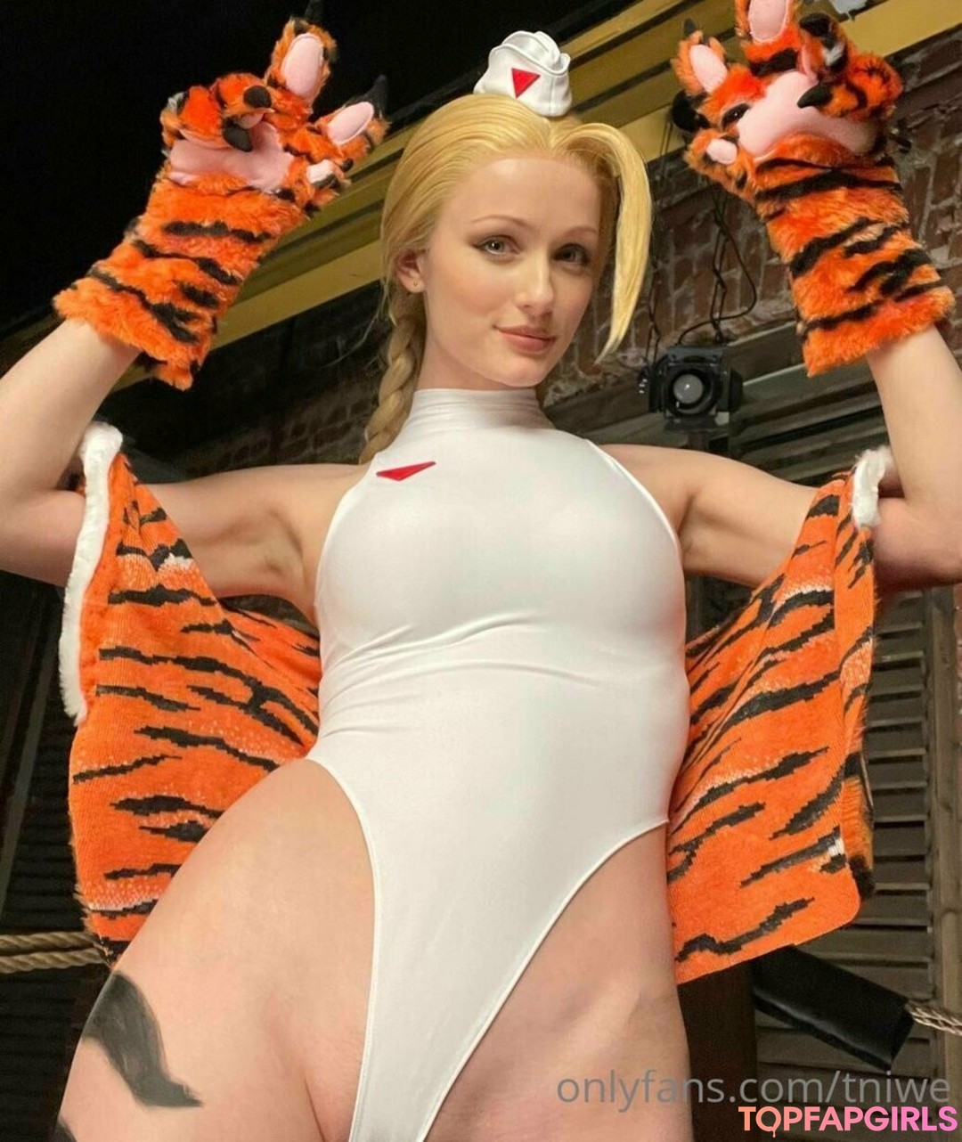 Foto desnuda filtrada de OnlyFans de Tniwe #2215