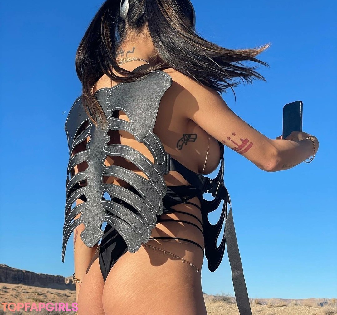 Foto desnuda filtrada de OnlyFans de Mia Khalifa #424