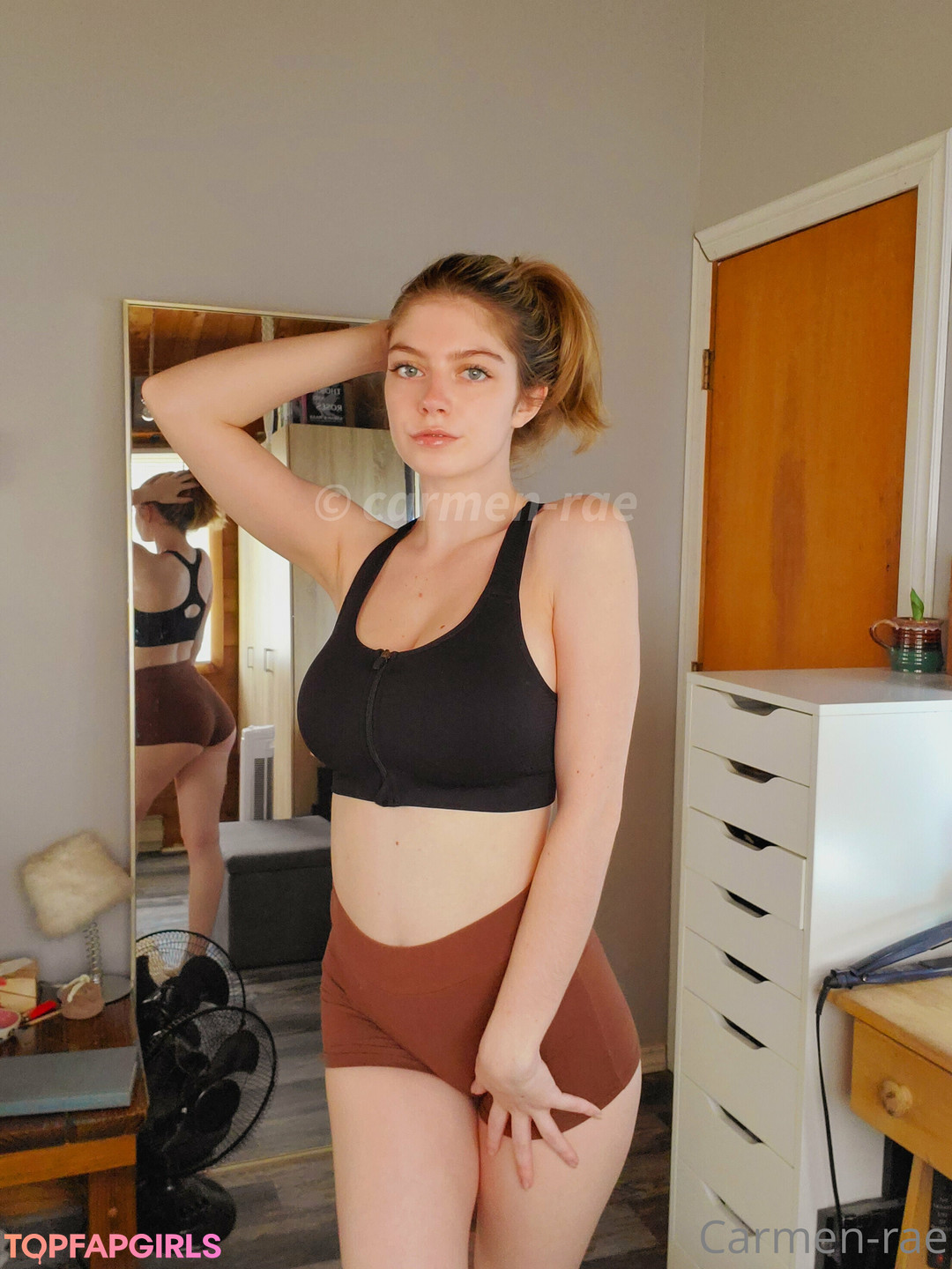 Foto desnuda filtrada de OnlyFans de Carmenrae #1045