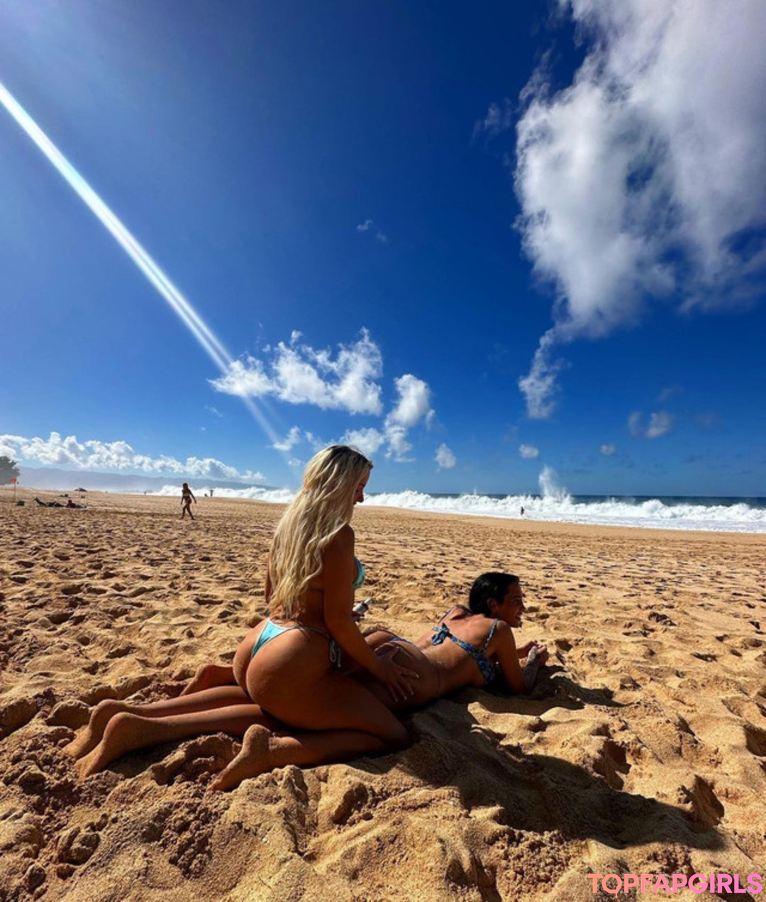 Foto desnuda filtrada de OnlyFans de Tana Mongeau #161