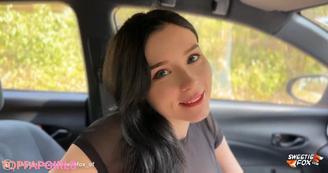 Foto desnuda filtrada de OnlyFans de Sweetie Fox #3385