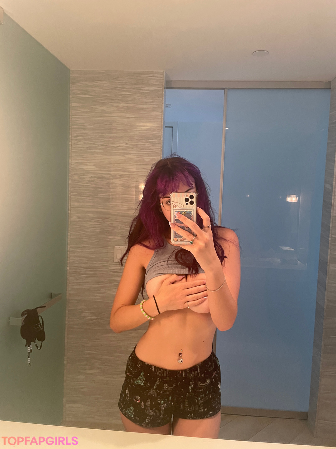 Foto desnuda filtrada de OnlyFans de Rowsvee #918