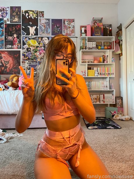 Foto desnuda filtrada de OnlyFans de Rowsvee