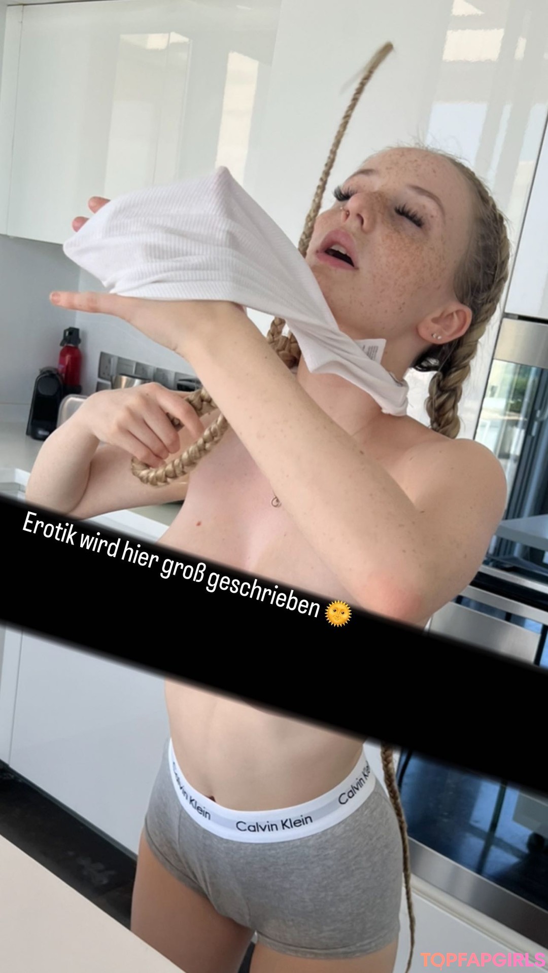 Foto desnuda filtrada de OnlyFans de Elenas Caprice #15