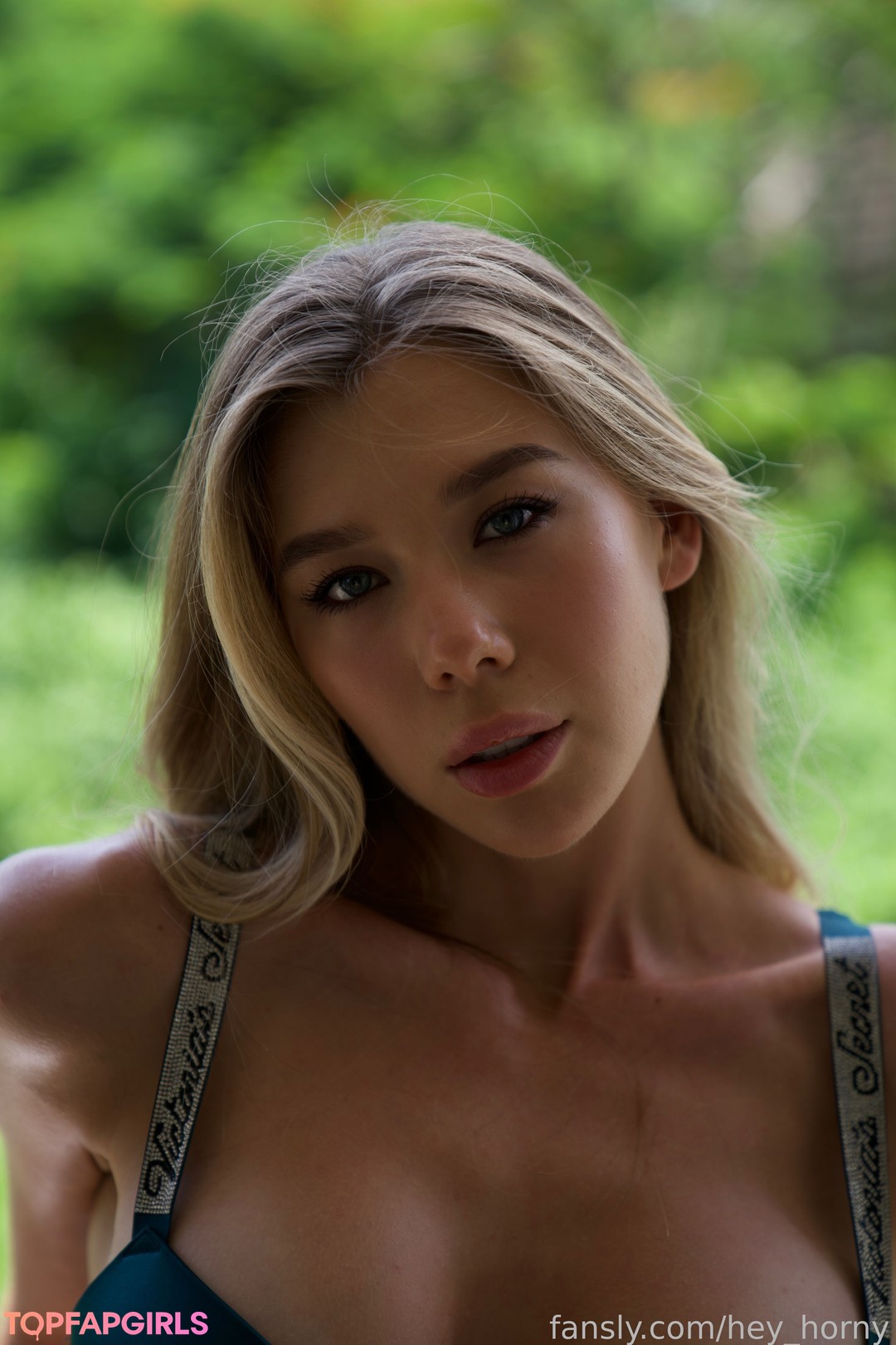 Foto desnuda filtrada de OnlyFans de Mira #137