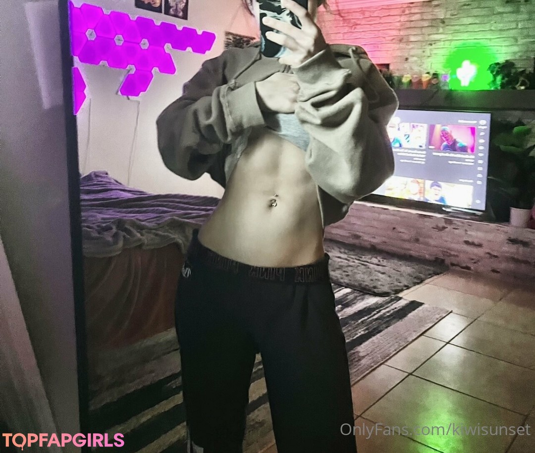 Foto desnuda filtrada de OnlyFans de Kiwi Sunset #219