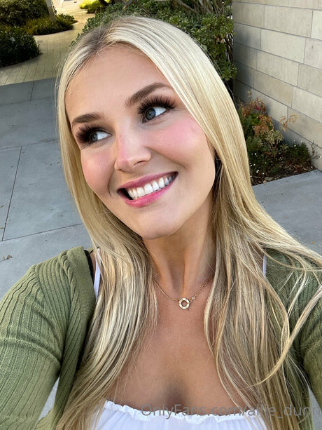 Allie_Dunn