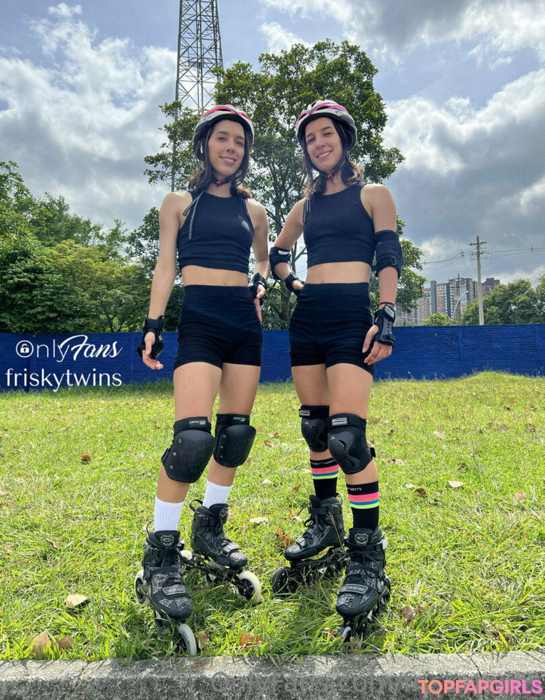 Foto desnuda filtrada de OnlyFans de Frisky Twins #182