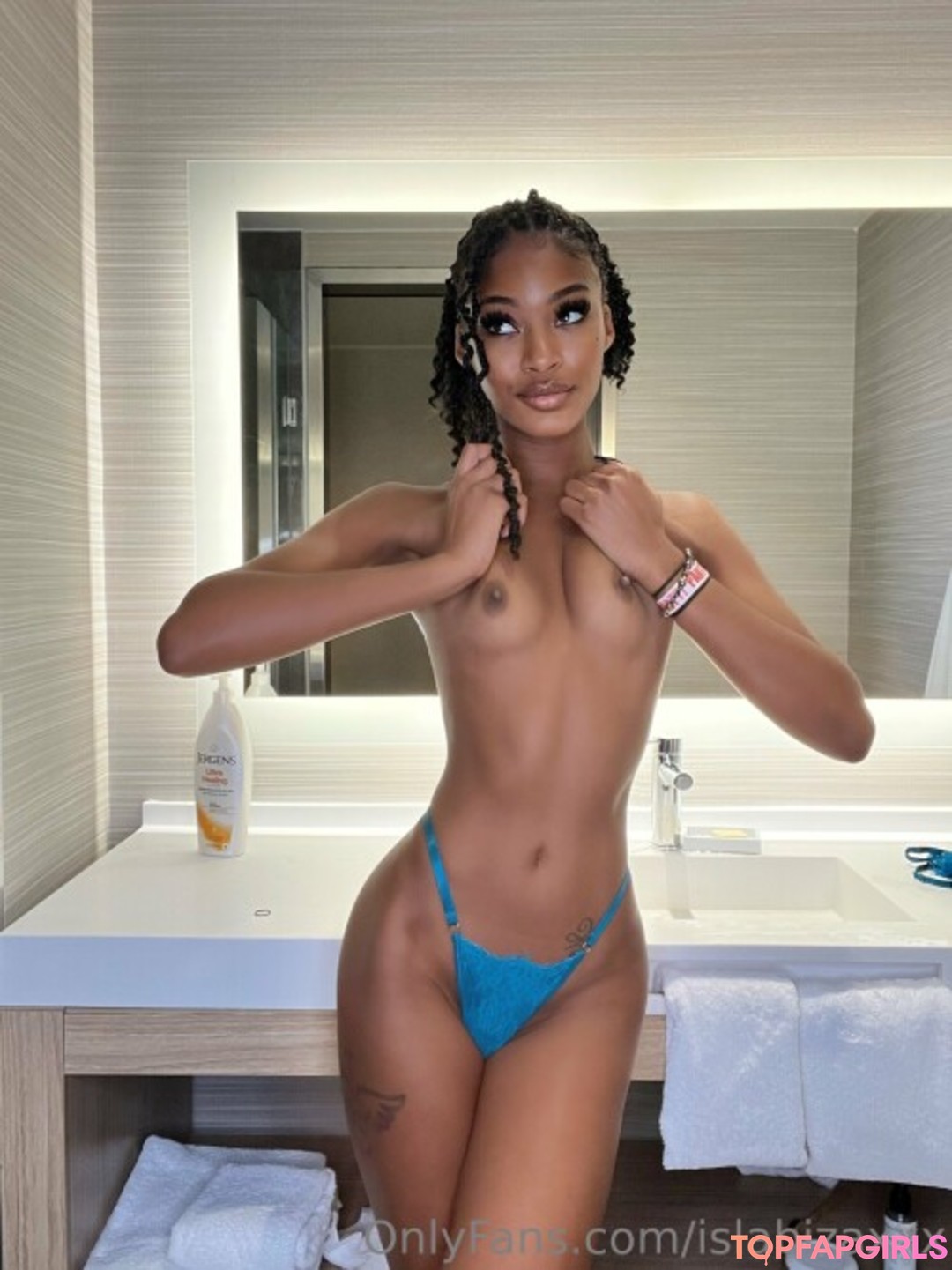 Foto desnuda filtrada de OnlyFans de Isla Biza #97