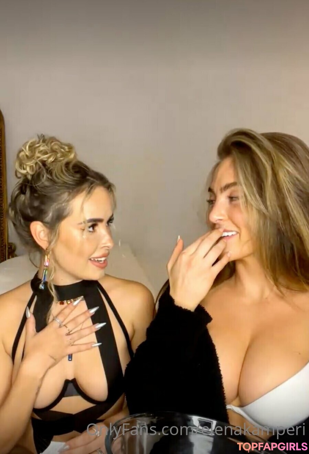 Foto desnuda filtrada de OnlyFans de Elena Kamperi #311