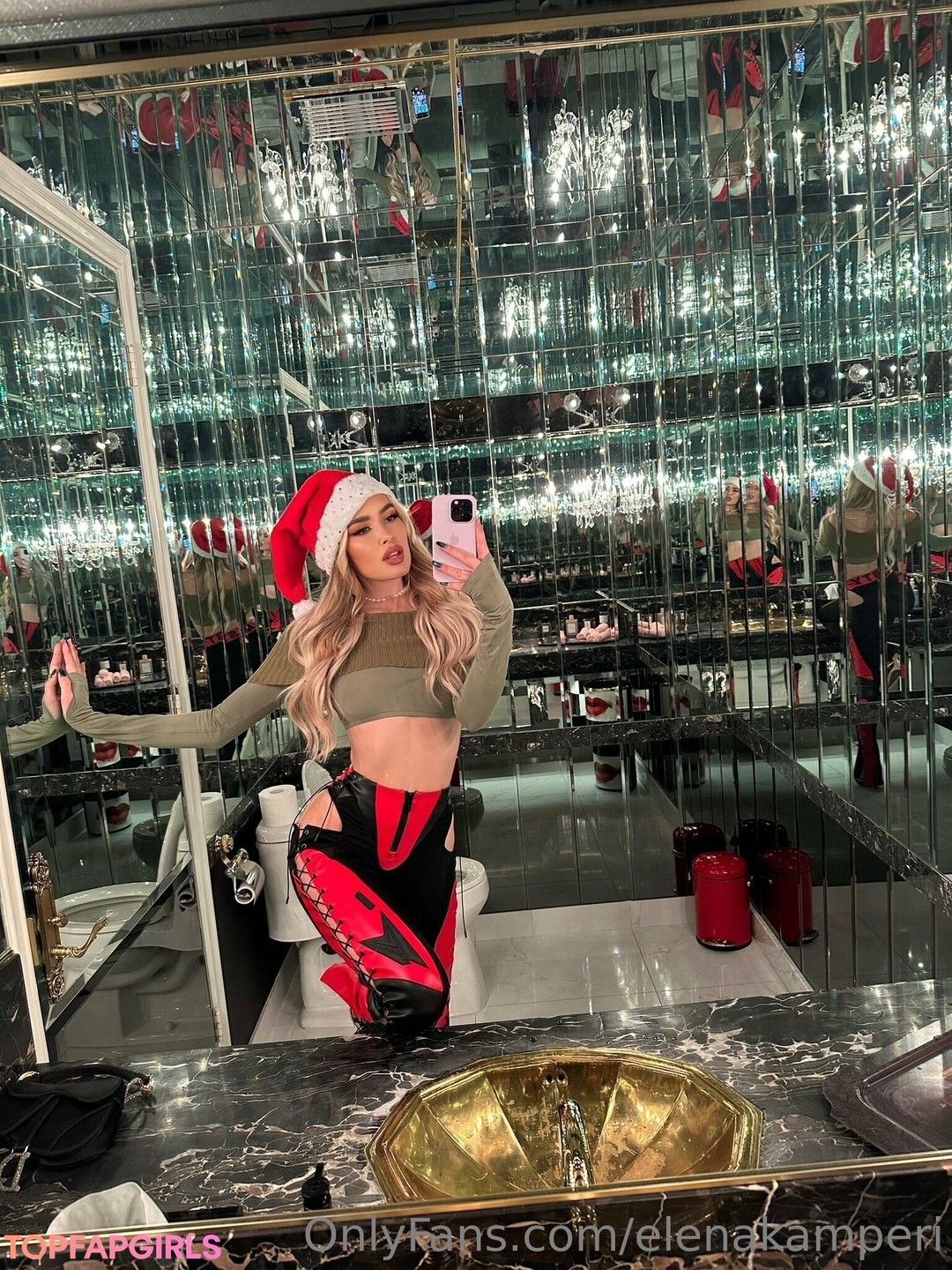 Foto desnuda filtrada de OnlyFans de Elena Kamperi #81