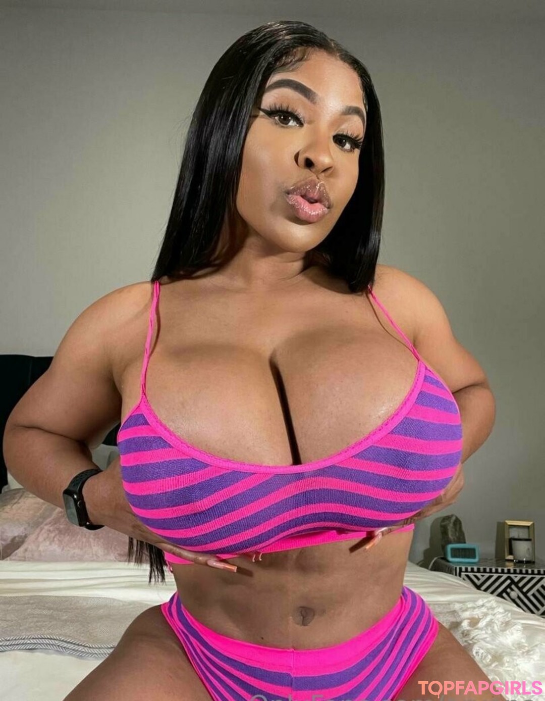 Foto desnuda filtrada de OnlyFans de Aryana #607