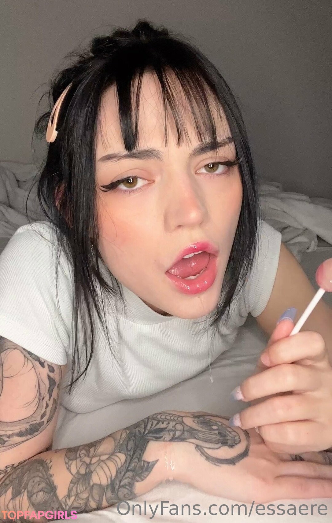 Foto desnuda filtrada de OnlyFans de Essaere #20