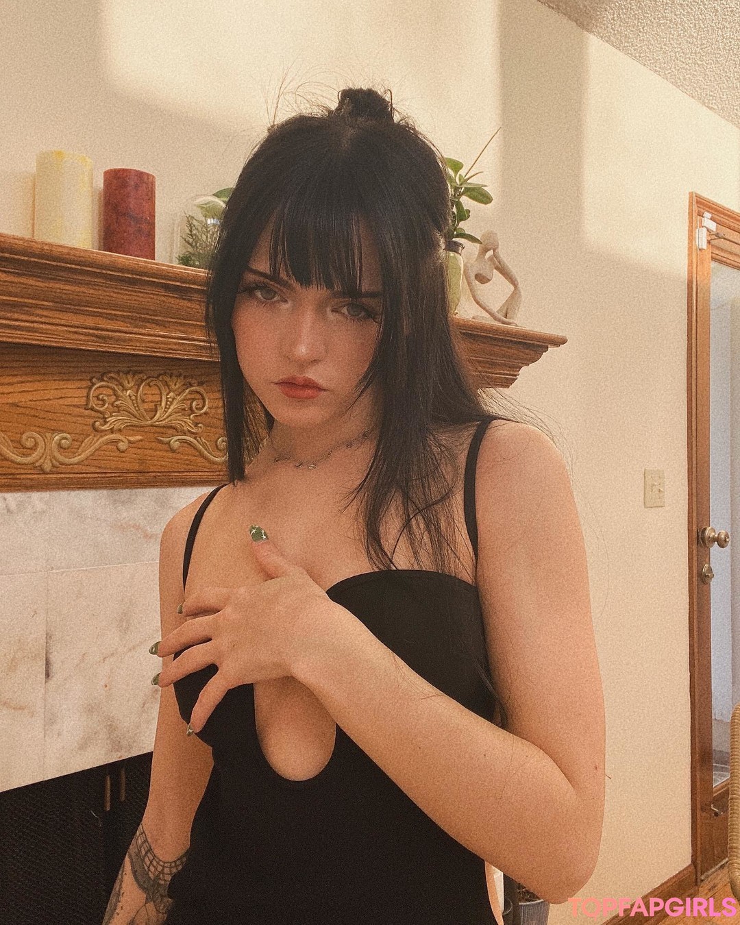 Foto desnuda filtrada de OnlyFans de Essaere #259