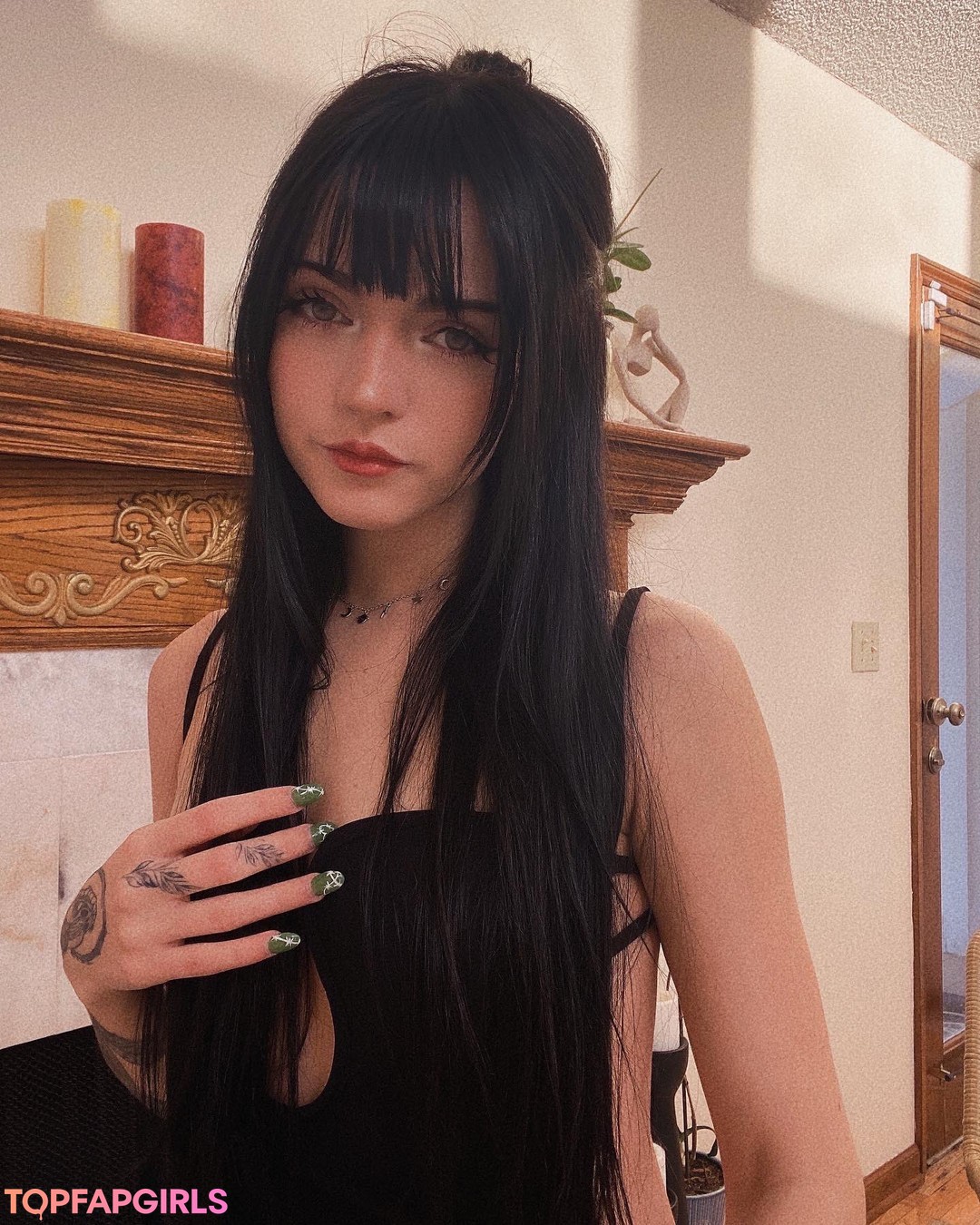 Foto desnuda filtrada de OnlyFans de Essaere #442