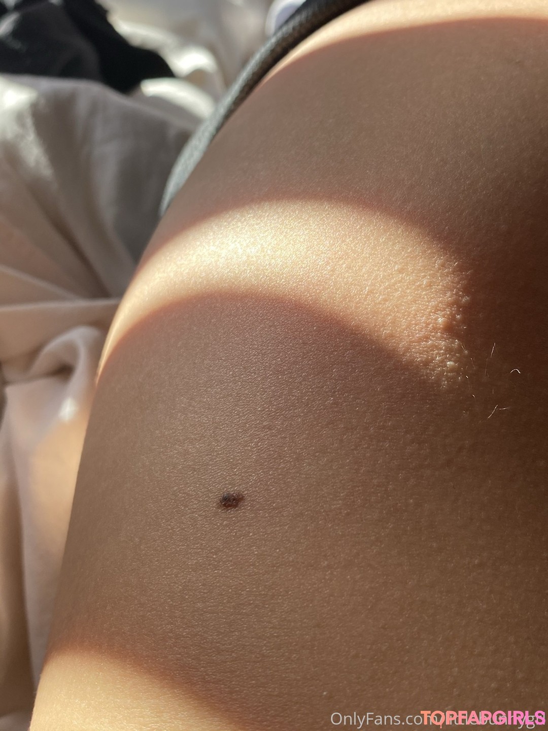 Foto desnuda filtrada de OnlyFans de Little Bunny #213