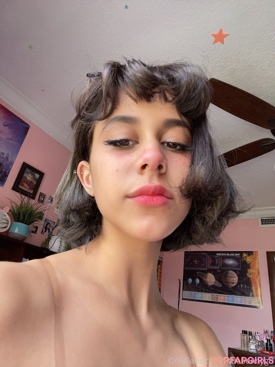 Foto desnuda filtrada de OnlyFans de Little Bunny #378