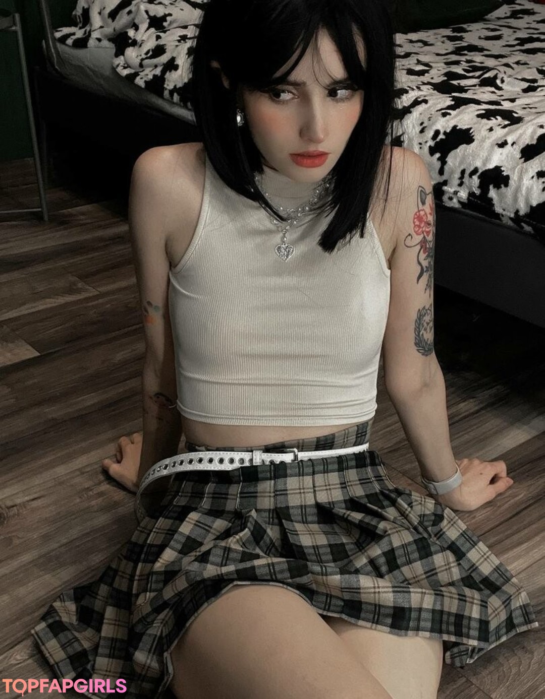 Foto desnuda filtrada de OnlyFans de Loona #1230