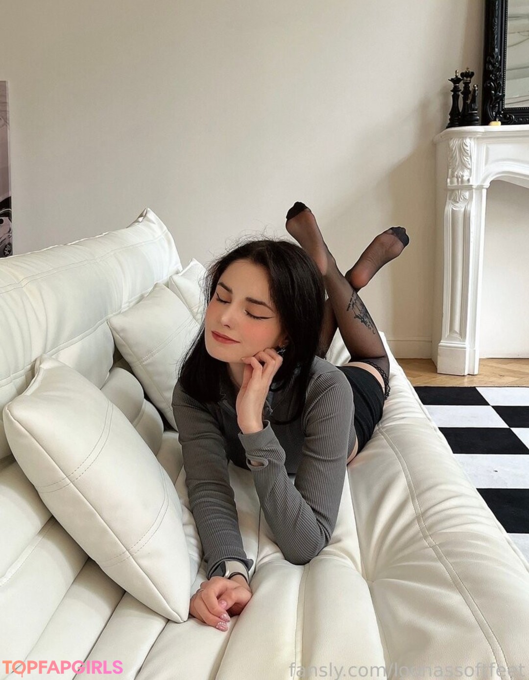 Foto desnuda filtrada de OnlyFans de Loona #1611