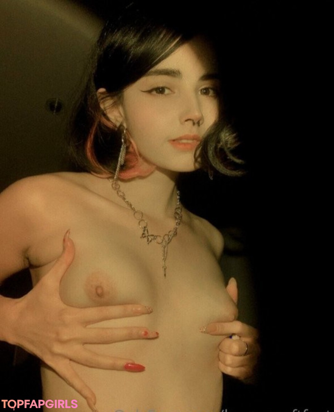 Foto desnuda filtrada de OnlyFans de Loona #142