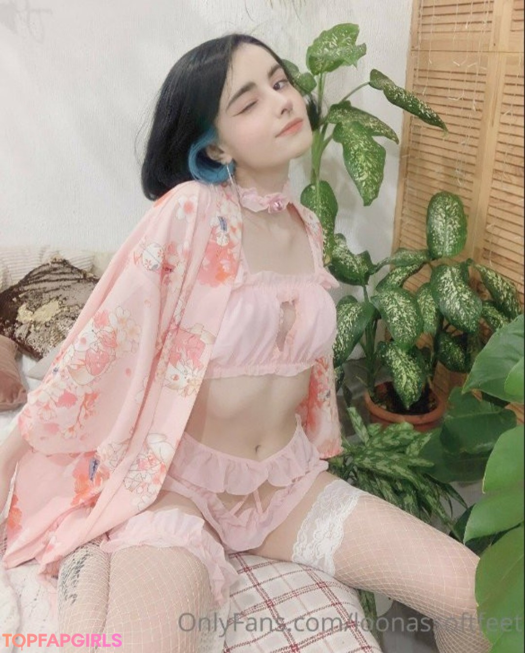 Foto desnuda filtrada de OnlyFans de Loona #193