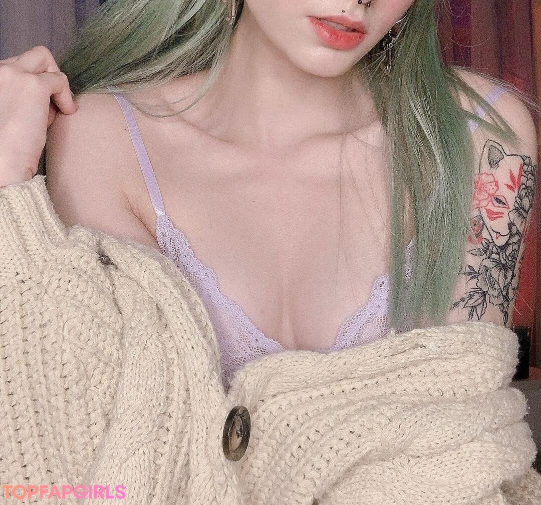 Foto desnuda filtrada de OnlyFans de Loona #374