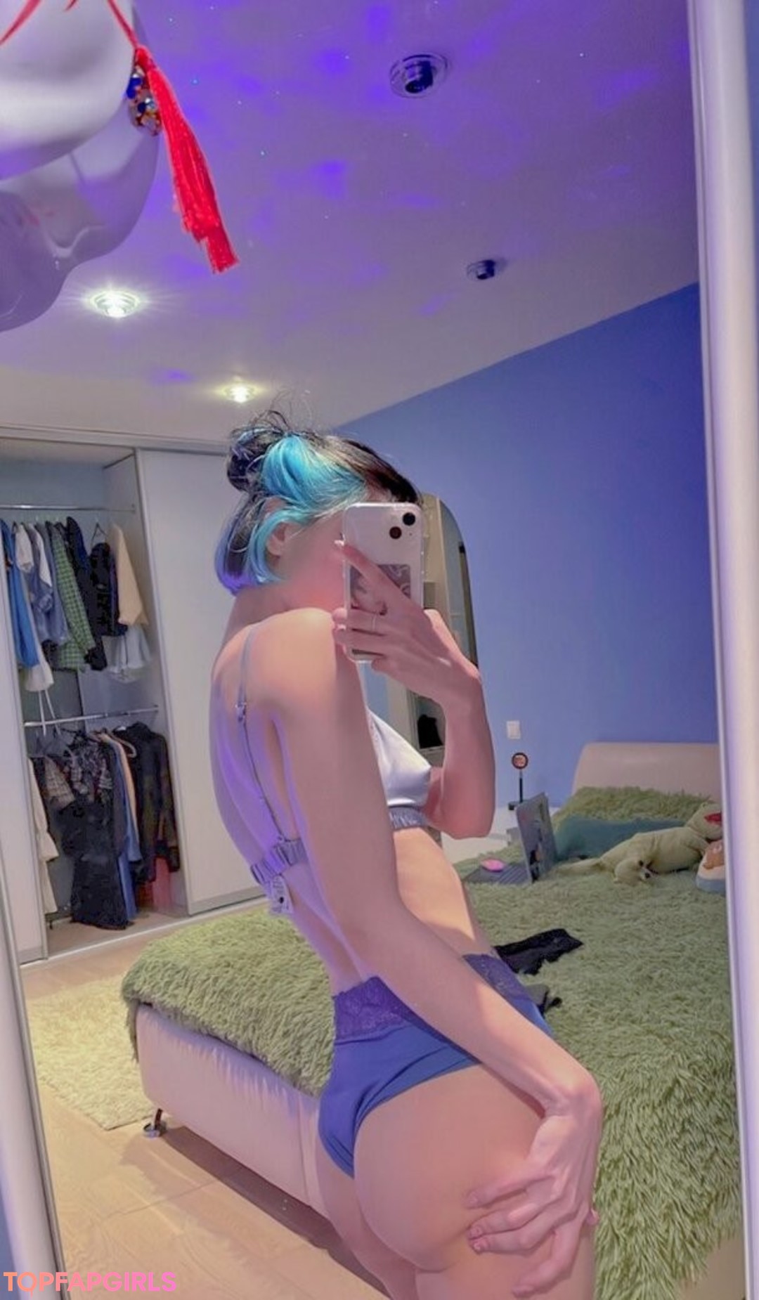 Foto desnuda filtrada de OnlyFans de Loona #391