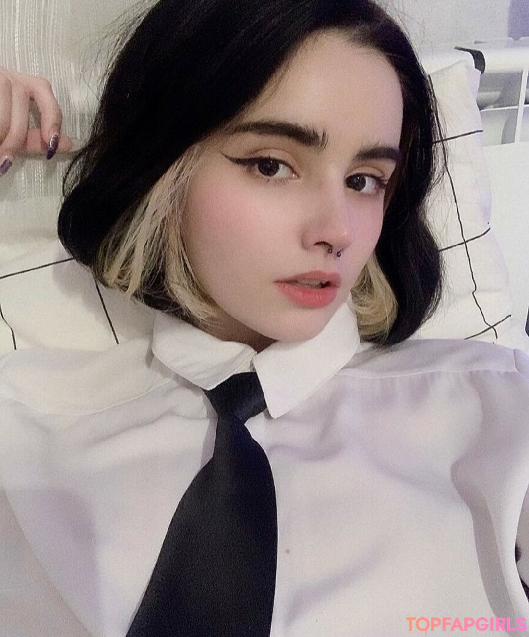 Foto desnuda filtrada de OnlyFans de Loona #597