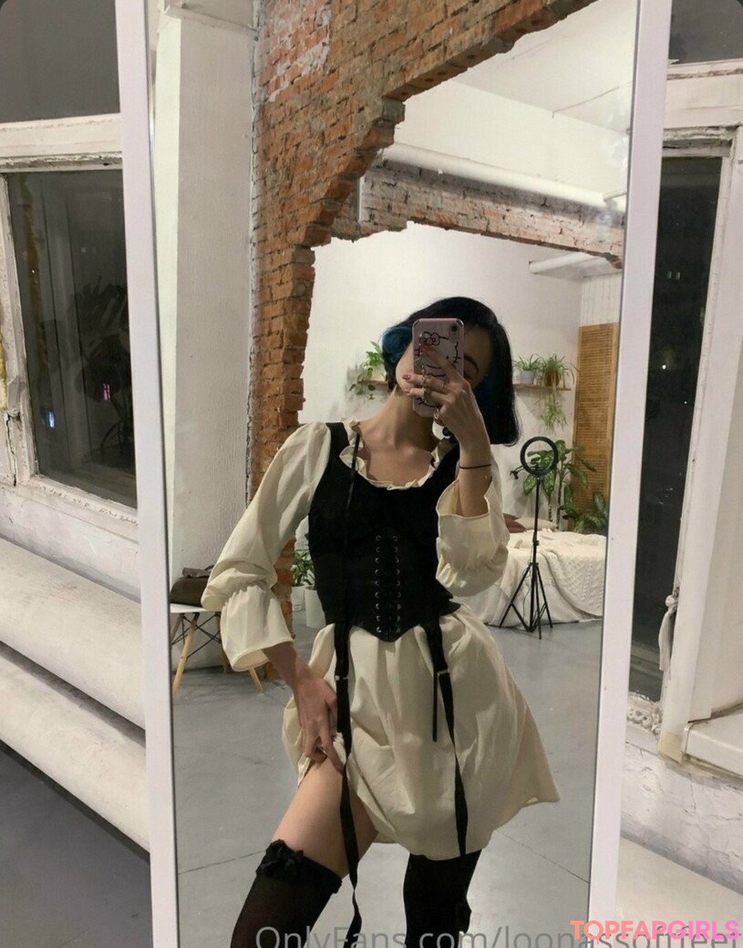 Foto desnuda filtrada de OnlyFans de Loona #809