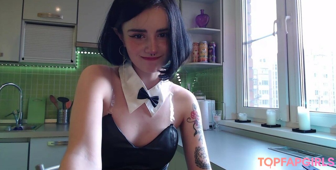 Foto desnuda filtrada de OnlyFans de Loona #868