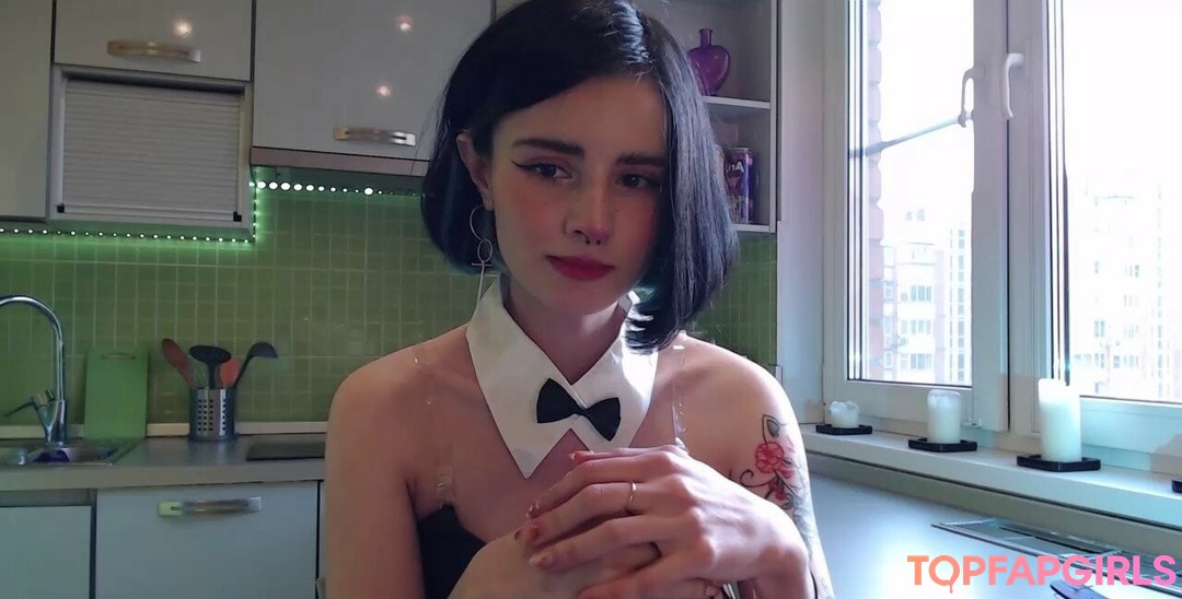 Foto desnuda filtrada de OnlyFans de Loona #874
