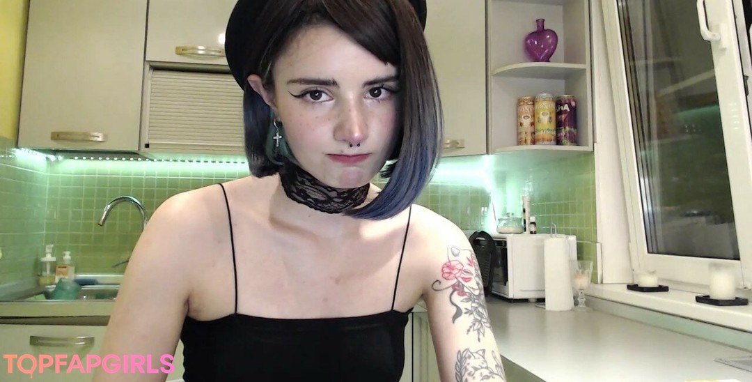 Foto desnuda filtrada de OnlyFans de Loona #902