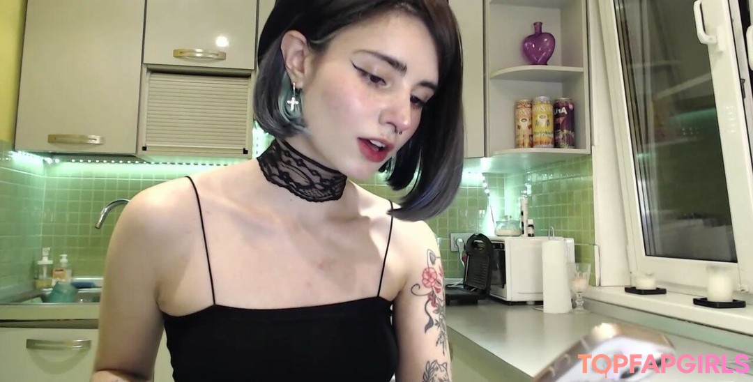 Foto desnuda filtrada de OnlyFans de Loona #904