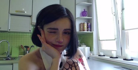 Loona