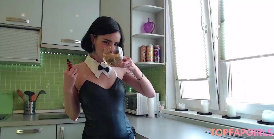 Foto desnuda filtrada de OnlyFans de Loona #939